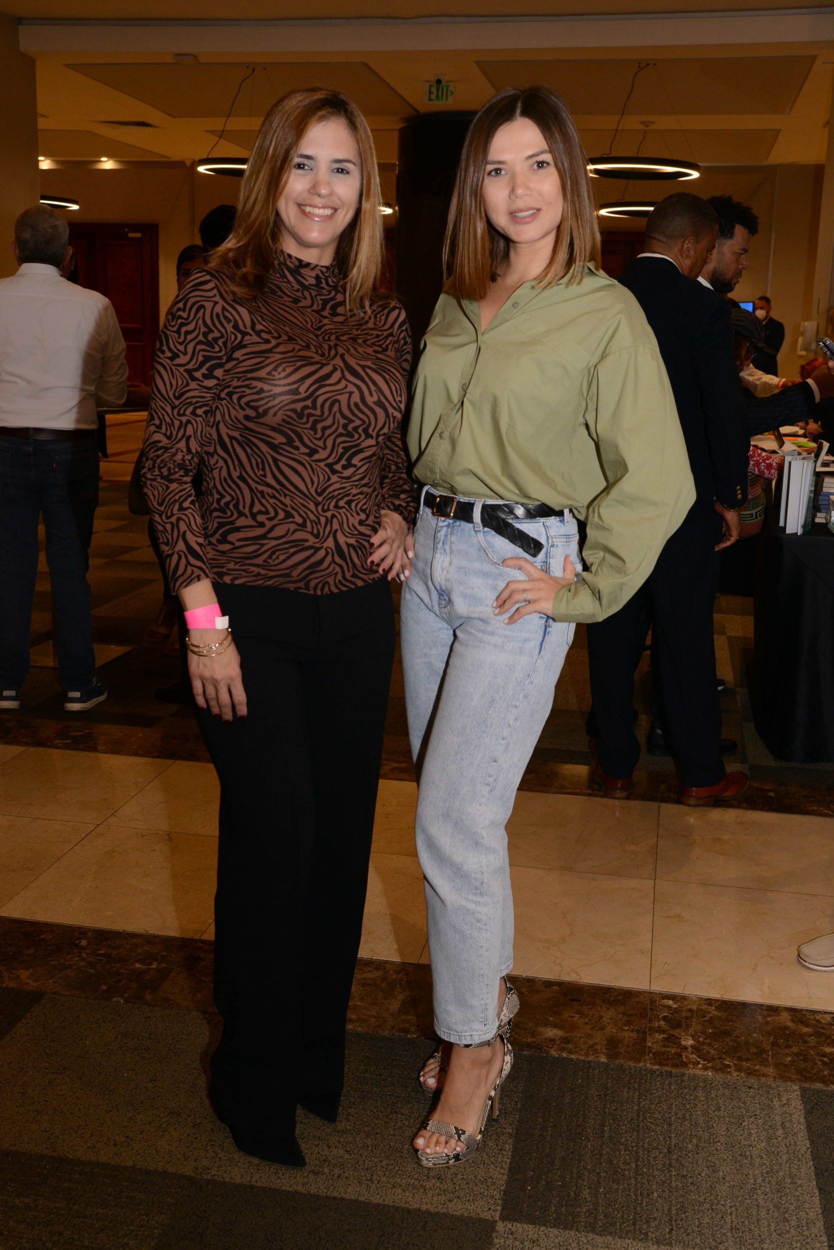 4. Cristina Alba y Victoria Sidorova.