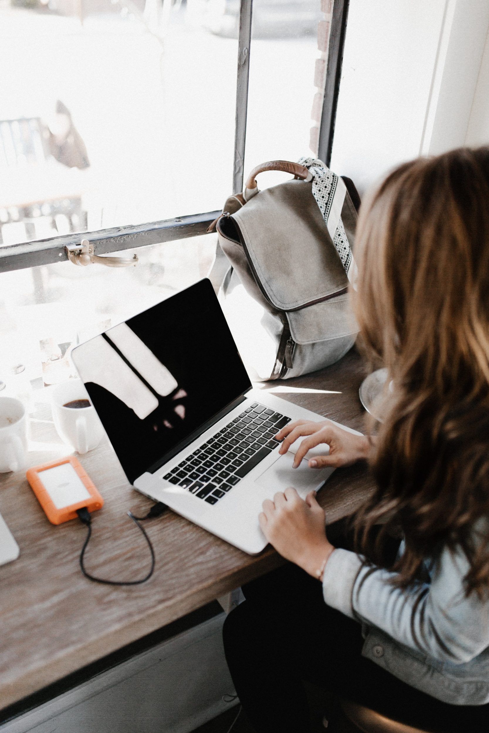 5 estrategias para hacer escalar tu negocio 1 andrew neel ute2XAFQU2I unsplash