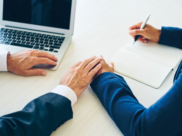 Hace falta cariño, activa tus alertas ante el acoso 2 iStock 1266361240