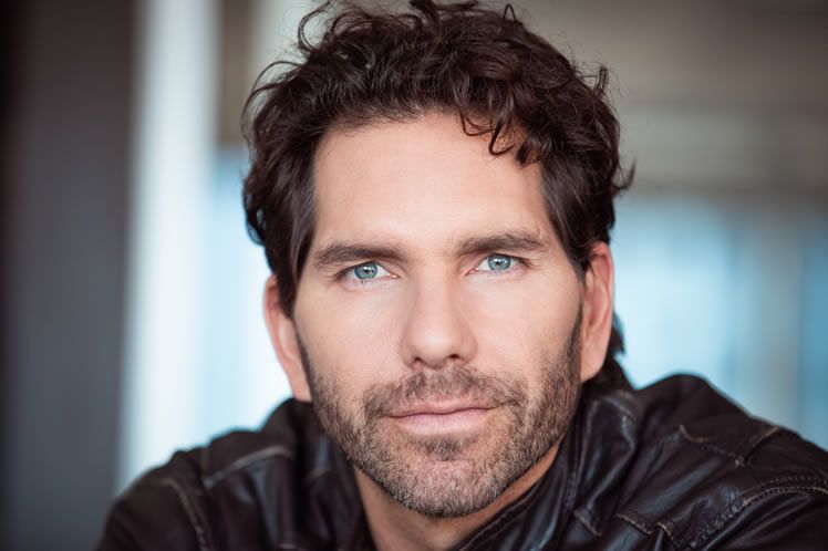 Arap Bethke insta a salvar el medio ambiente 1 Arap Bethke 1