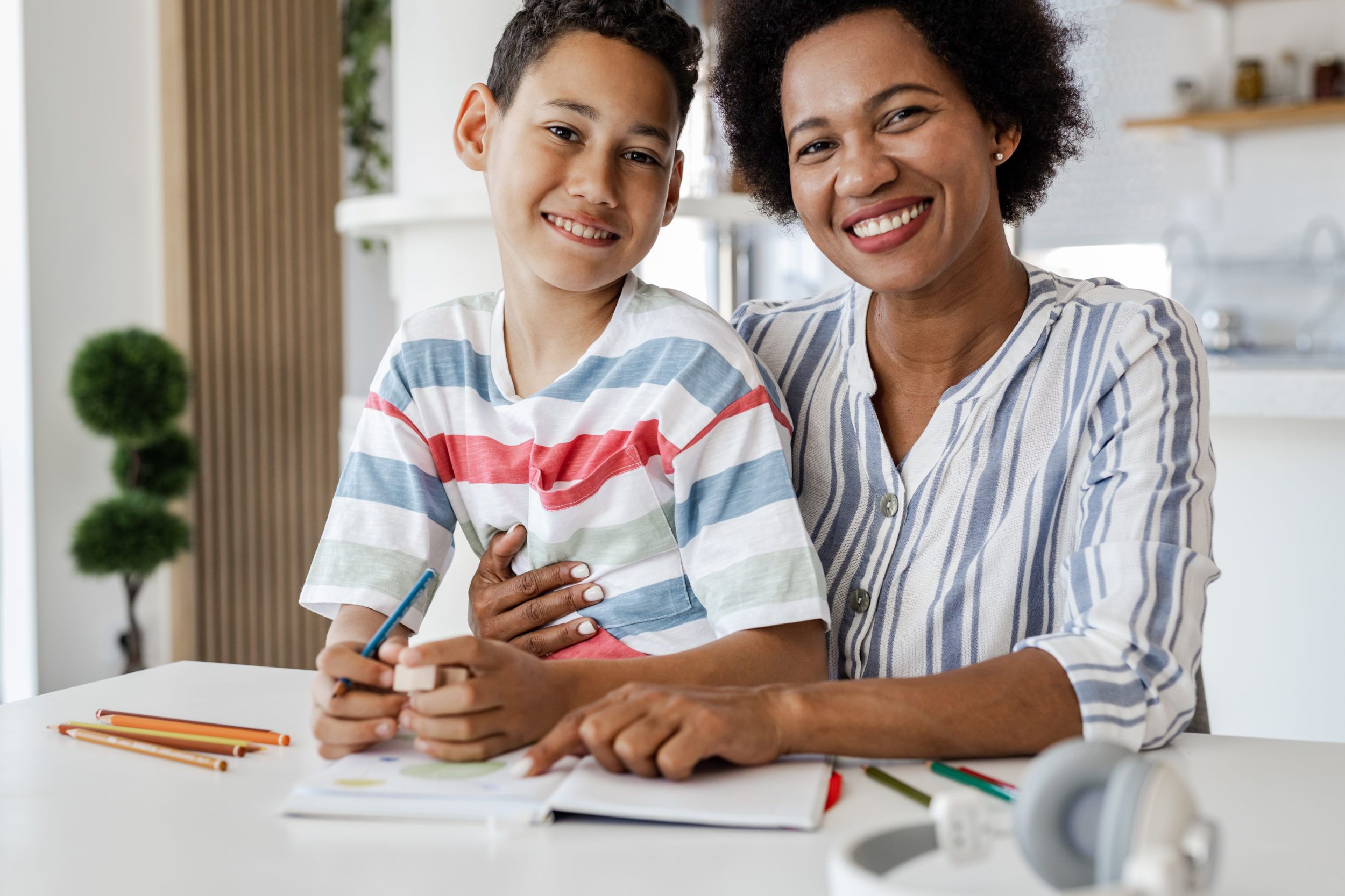 La magia de aprender junt@s. ¿Qué sucede cuando cursas estudios con tus hij@s? 2 iStock 1390132983