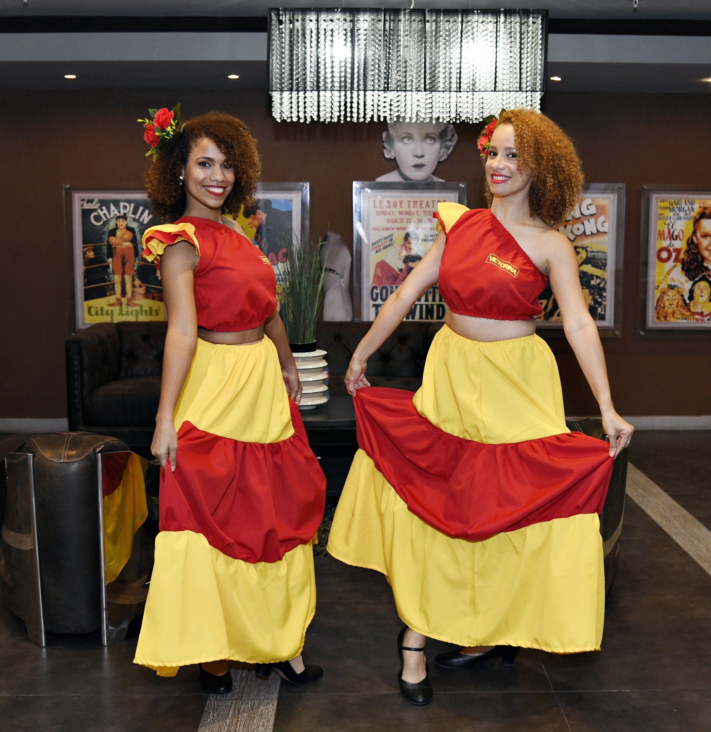 Victorina lanza nueva línea de sazonadores 2 Bailarinas Evento