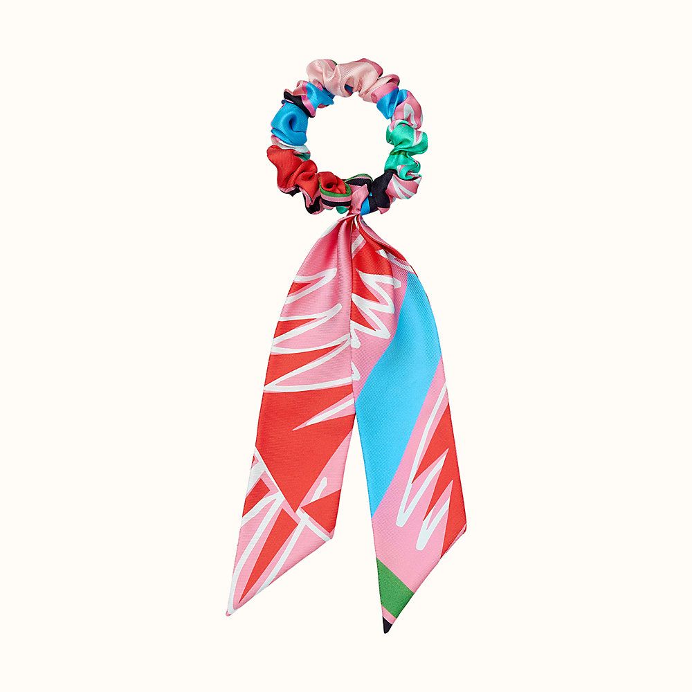 bella scrunchie 201017G 14 front 1 300 0 1000 1000 b