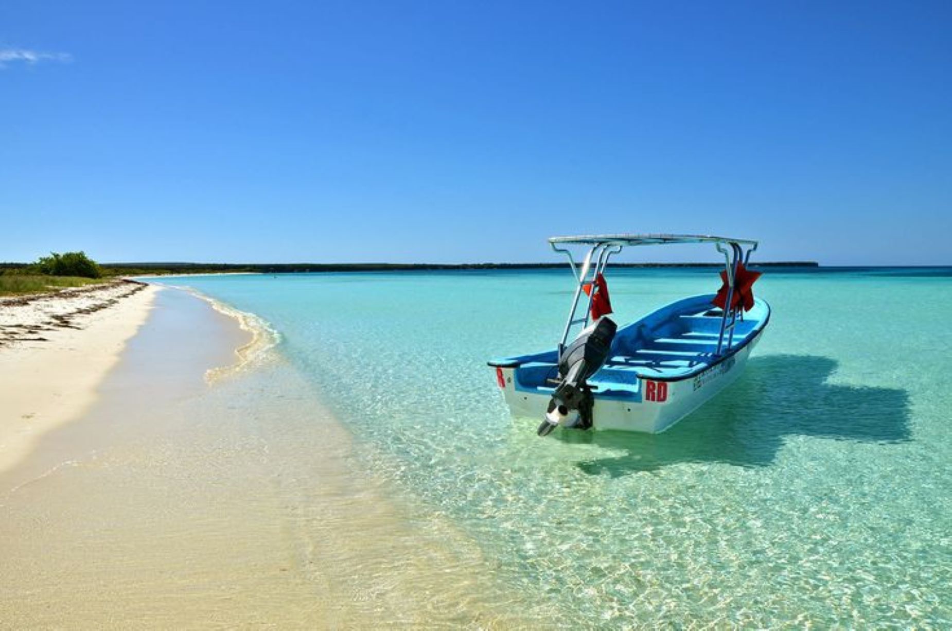 Bahia de las Aguilas2