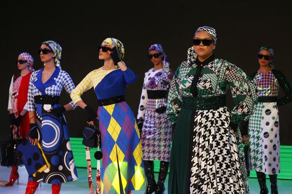 Las tallas grandes desfilan en las pasarelas de moda 1 dad899a7650fd893e724d310a9cc33231e8bc650m