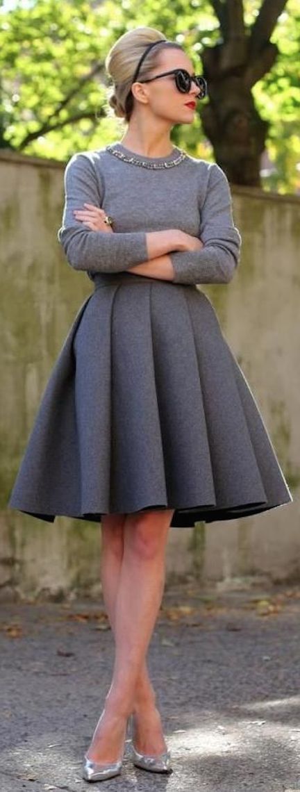 Tendencias que se siguen repitiendo a través del tiempo 6 eb505a0e04f69dcafbd13987a77129af dresses in winter summer dresses