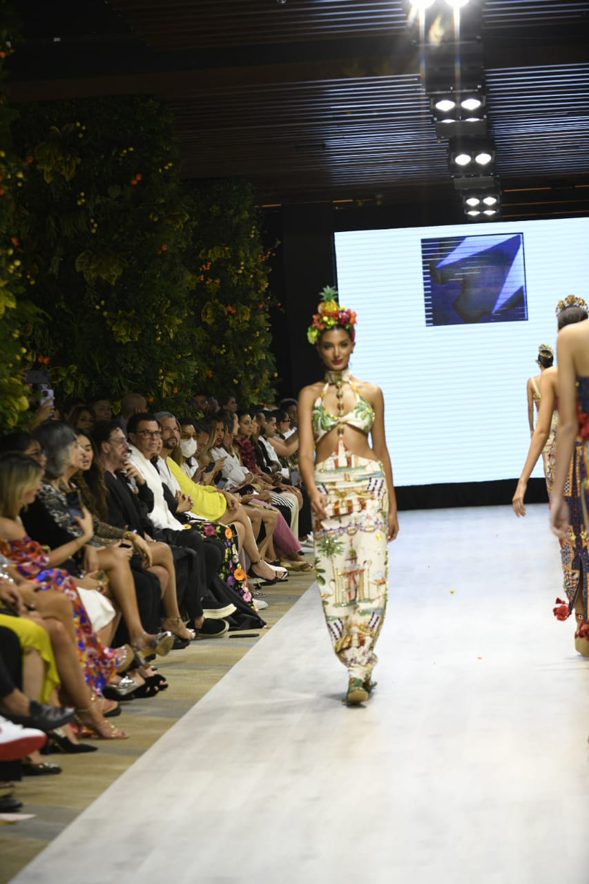 Giannina da inicio al RDFW 4 Copia de PHOTO 2022 08 30 21 30 52