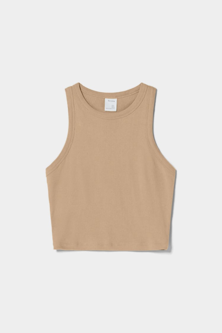 Tonalidades marrones en otoño 5 Top Bershka