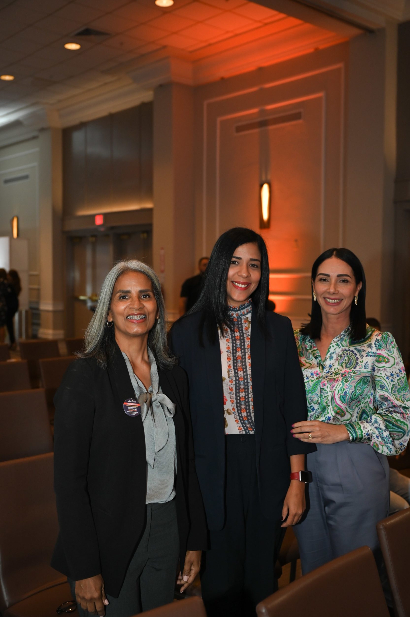 Farmacéutica Sued & Fargesa presenta al mercado dominicano la proteína Leusyn-Pro para favorecer la síntesis proteica y función muscular 2 Foto 4 Dra. Yleana Munoz Dra. Ana Carolina Baez y Dra. Ydalma Santos min