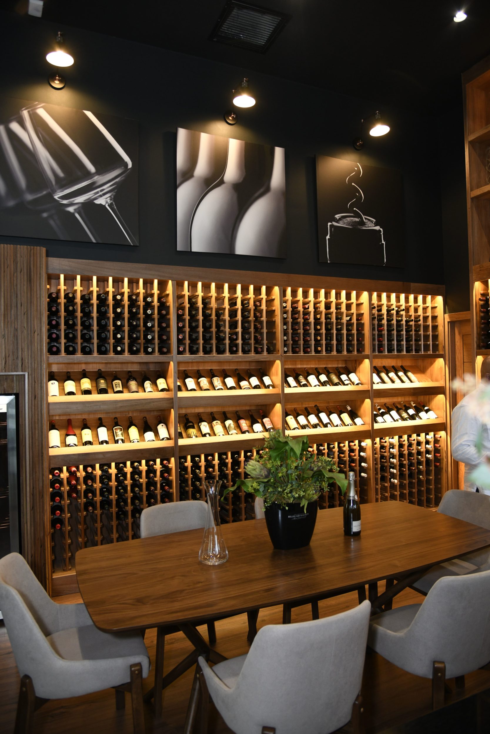 The Grand Cellar 2 min