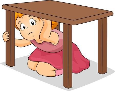Debajo de la mesa 1