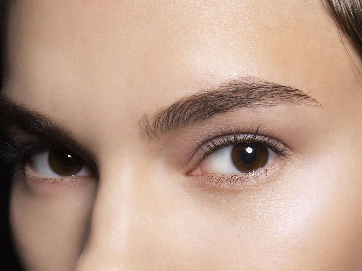 Trucos de maquillaje que podrían cambiar tu vida a mejor 3 cEJAS