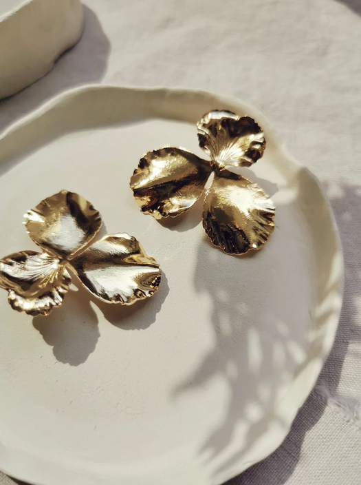 ARETES