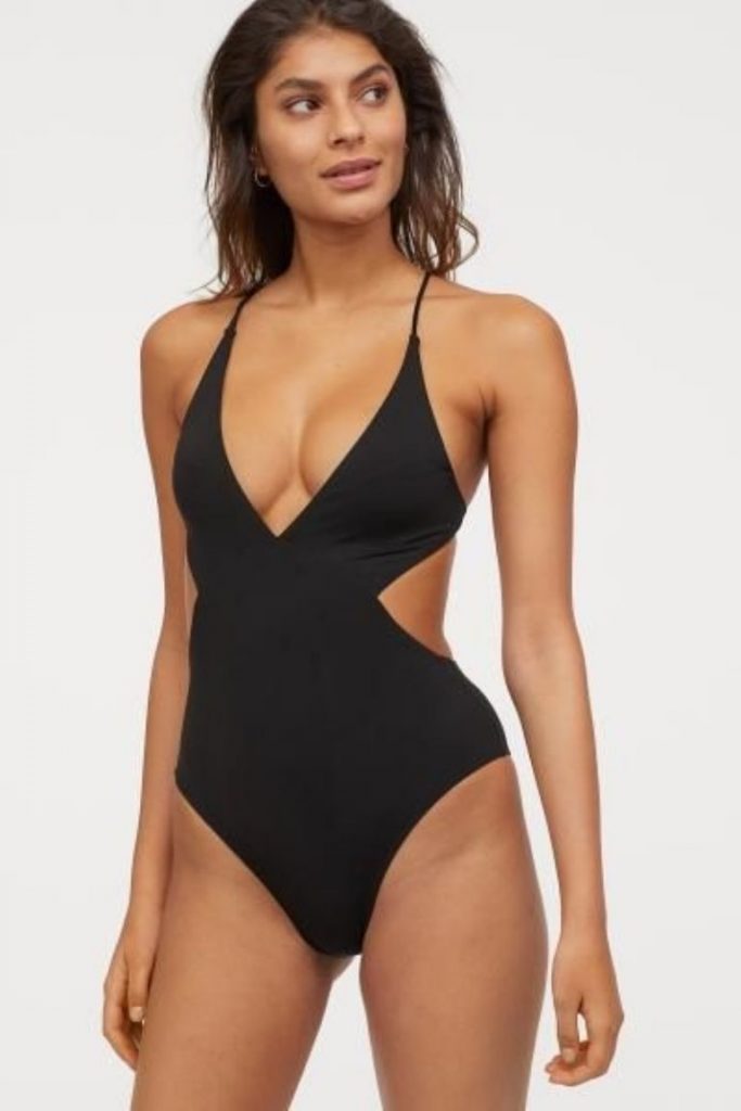 Elige el traje de baño perfecto para Semana Santa 6 f768x1 33939 34066 174 683x1024 1