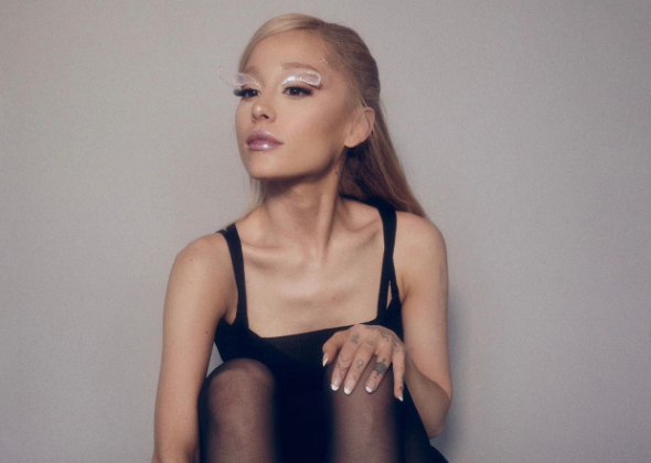 Ariana Grande: Su drástico cambio físico y la lección sobre las críticas 4 VQ3OPUZVDFC6BERC2L4MNDWC6U