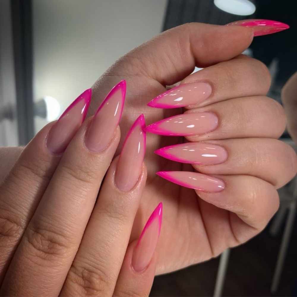 unas stiletto con frances rosa