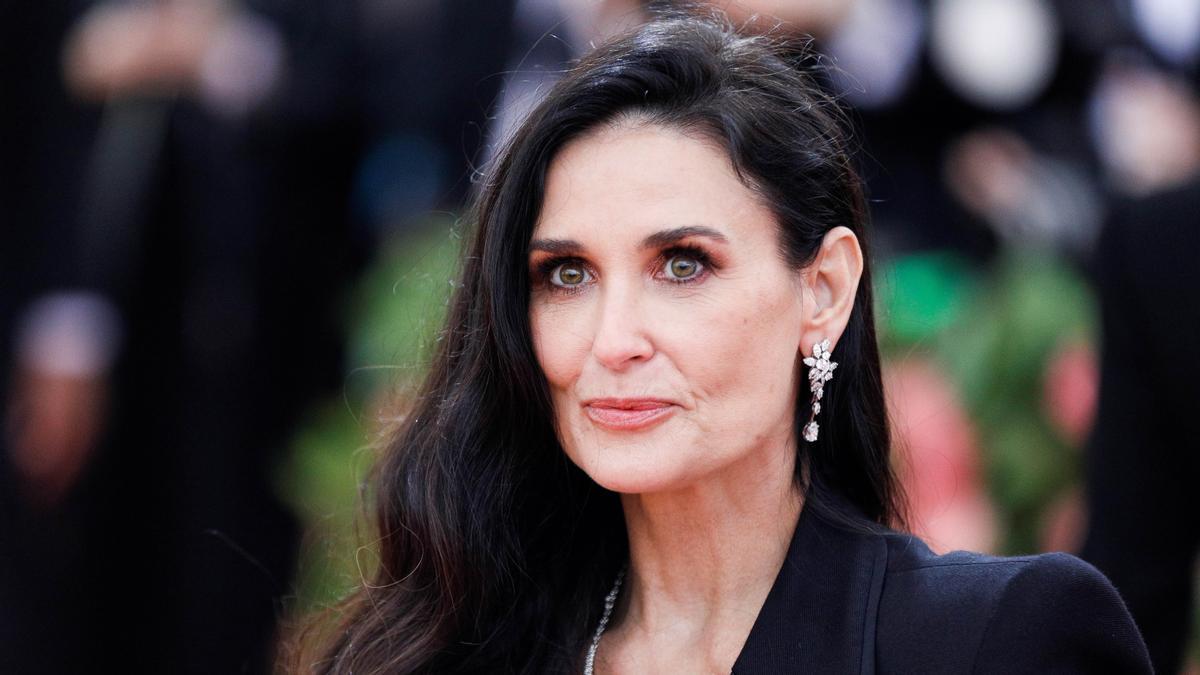 ¿Cómo puedo llevar las cejas de acuerdo a mi cara? 4 Demi Moore