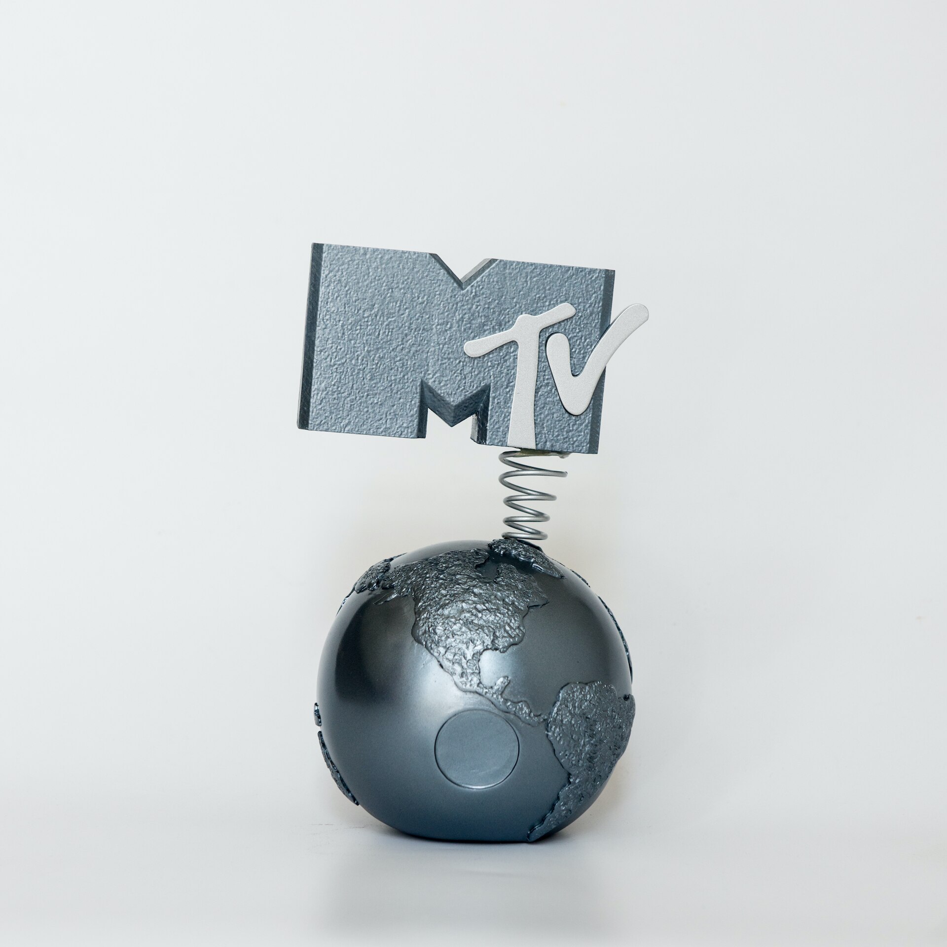 MTV EMAs