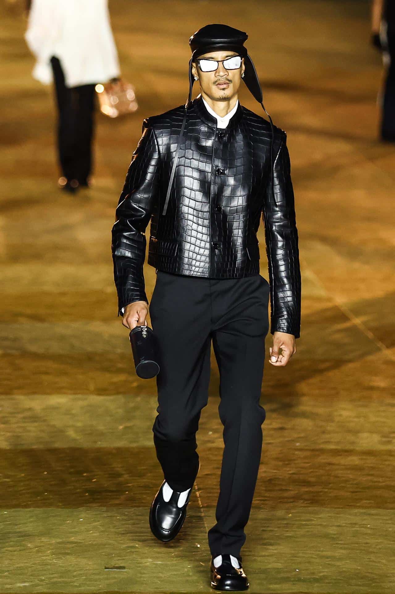 debut louis vuitton efe dc7a8fa4