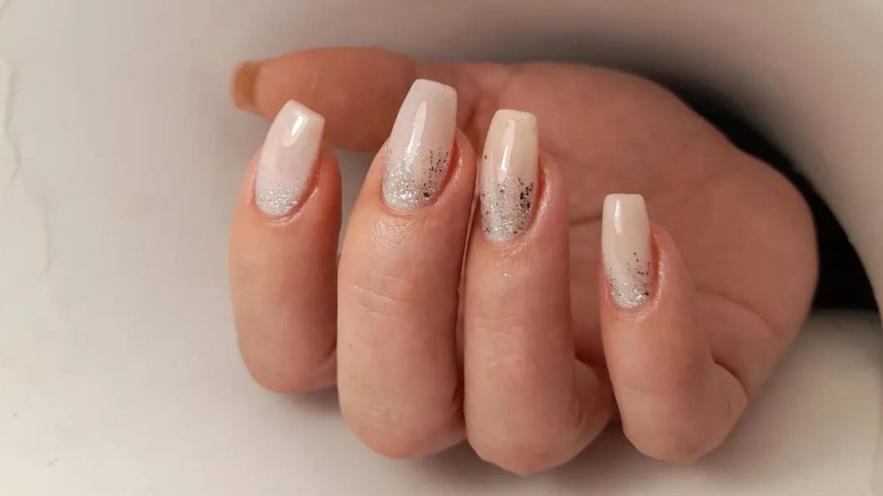 Estos son los colores de uñas en tendencia para este verano 2023 27 f1280x720 45287 176962 5050