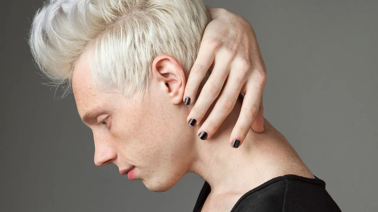 Diseños de uñas masculinas: la nueva tendencia en la moda 8 image 90