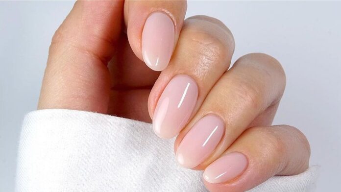 Lip Oil Nails