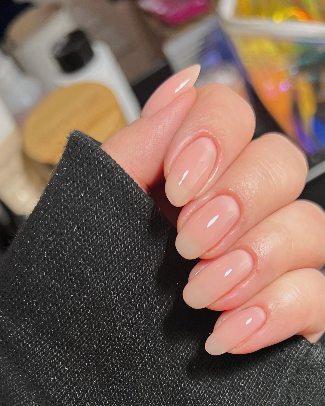Lip Oil Nails