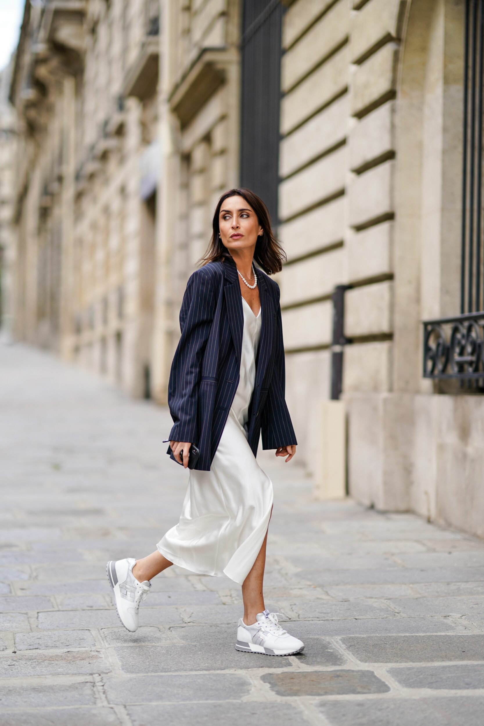 Looks infalibles para lucir espectacular los días de lluvia 15 gettyimages 1253351111