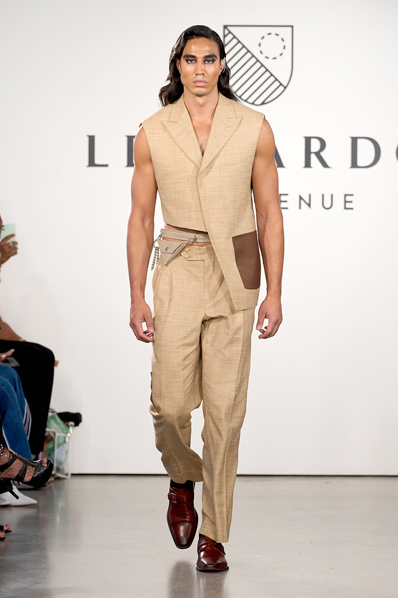 Leonardo Avenue S24 009