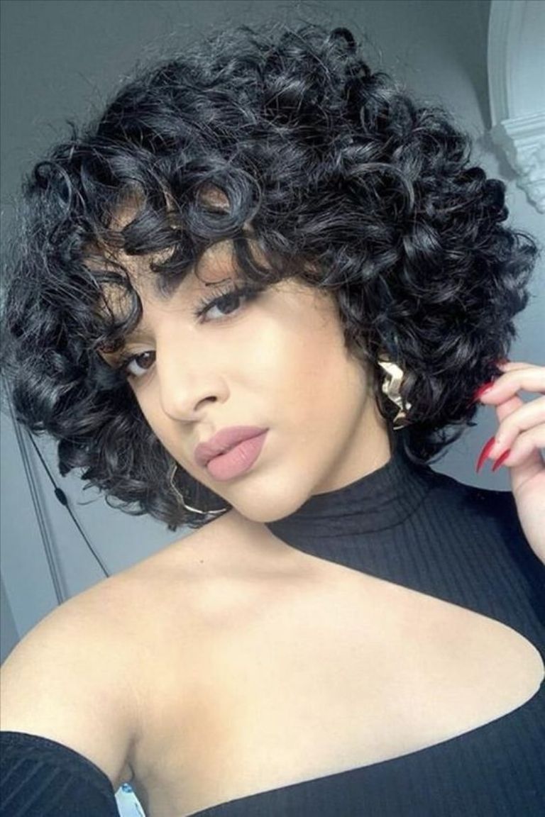 Cortes de cabello que envejecen hasta 10 años 2 f768x1 12496 12623 5050