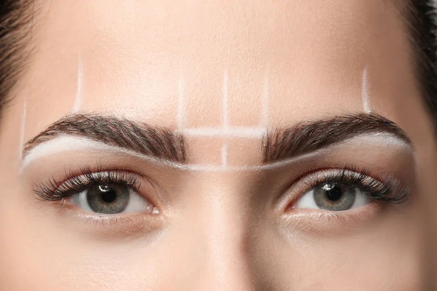 Cuatro diseños de cejas que tienen un efecto envejecedor 6 image 206