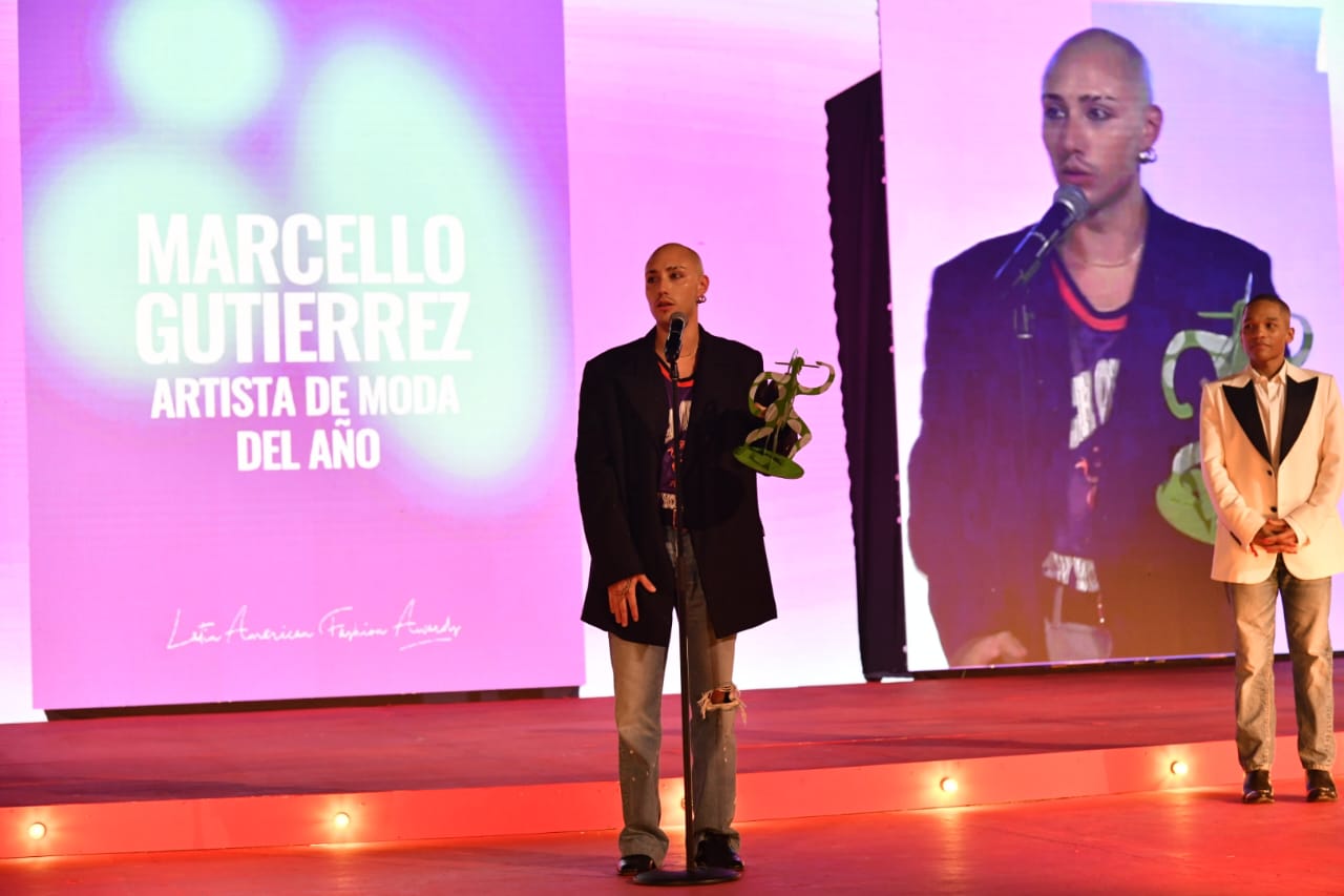 J Balvin, conquista Altos de Chavón en el cierre de los Latin American Fashion Awards 17 image6