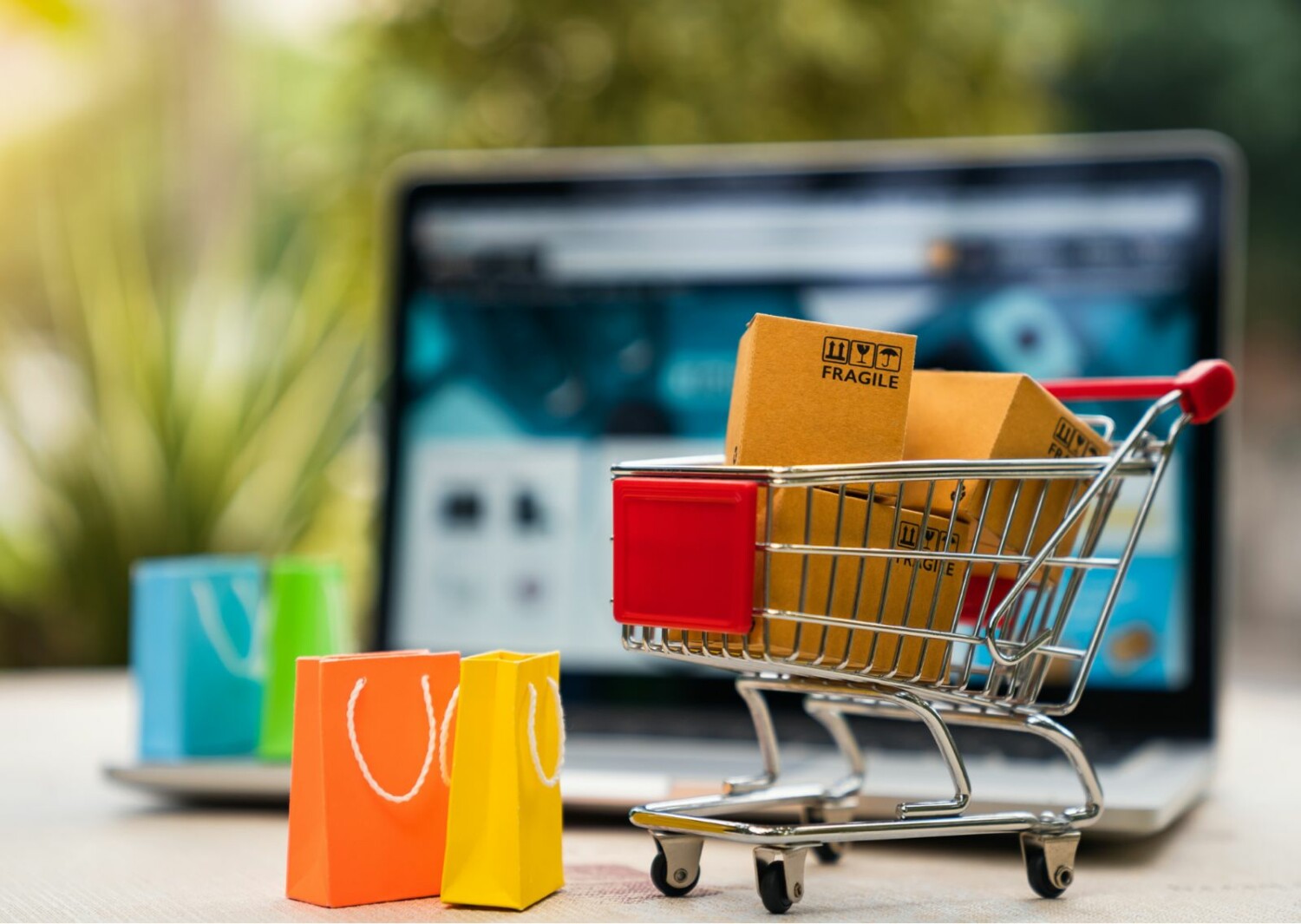 Sigue estos consejos y protege tus datos para las compras de fin de año 1 Conocer algunas tendencias y ciberataques clasicos te ayudaran a mantener tus datos seguros cuando realices compras en lineas