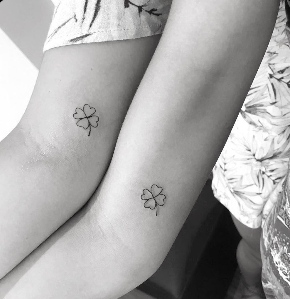 12 tatuajes de parejas originales y discretos que seguro querrás hacerte 1 a9c96ea3824e7c3eb3e4c9a3f1e6d7f9