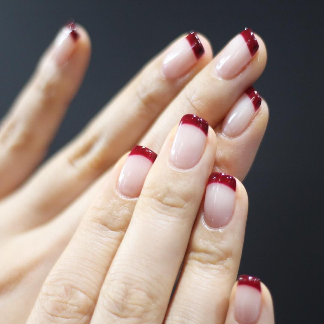 Tendencias de uñas 2024: formas, diseños y colores 7 uñas cortas