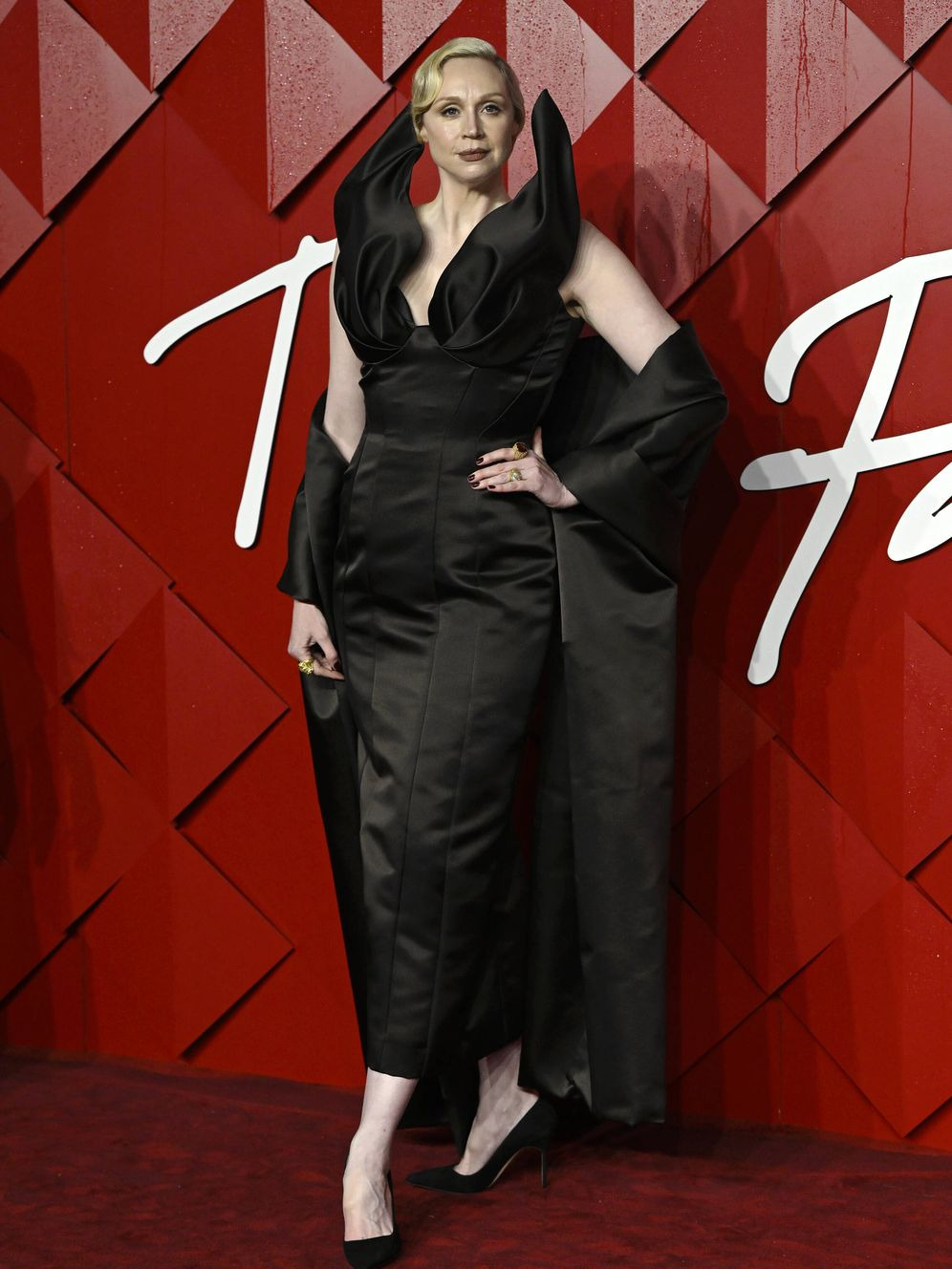 Tendencia y vanguardia en la alfombra roja de los Fashion Awards 2023 10 image 12