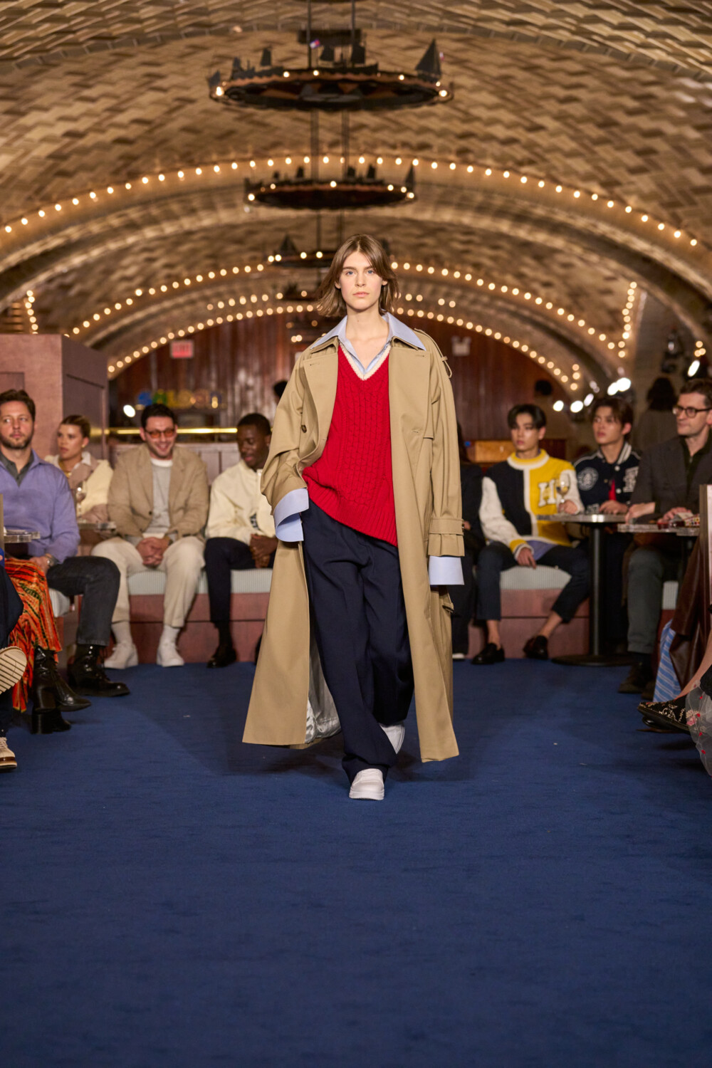 FW24 NYFW RUNWAYFULLLOOK P6 014