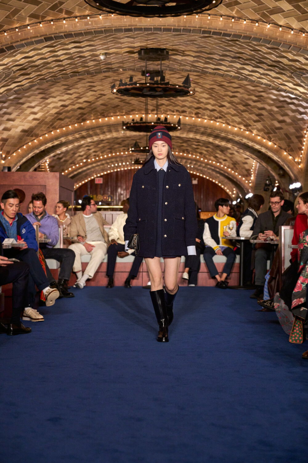 FW24 NYFW RUNWAYFULLLOOK P6 028