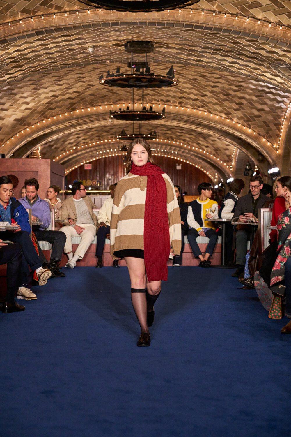 FW24 NYFW RUNWAYFULLLOOK P6 030