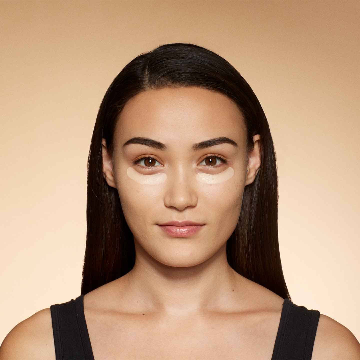 Corrector de ojeras