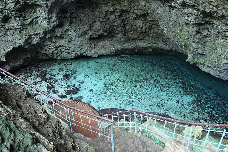 Parque Nacional Los Tres Ojos: lagos, cavernas y áreas verdes enclavadas en el tiempo 3 ojos