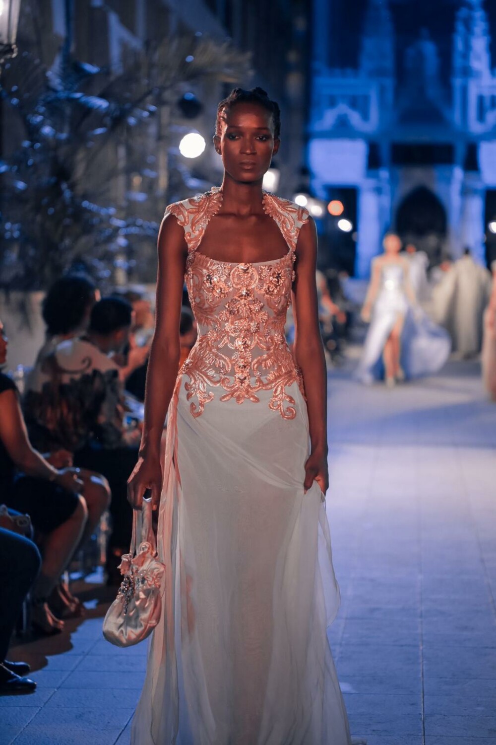 Trendy Fashion Week convirtió con éxito en una gran pasarela internacional el Faro a Colón 5 IMG 20240318 WA0028