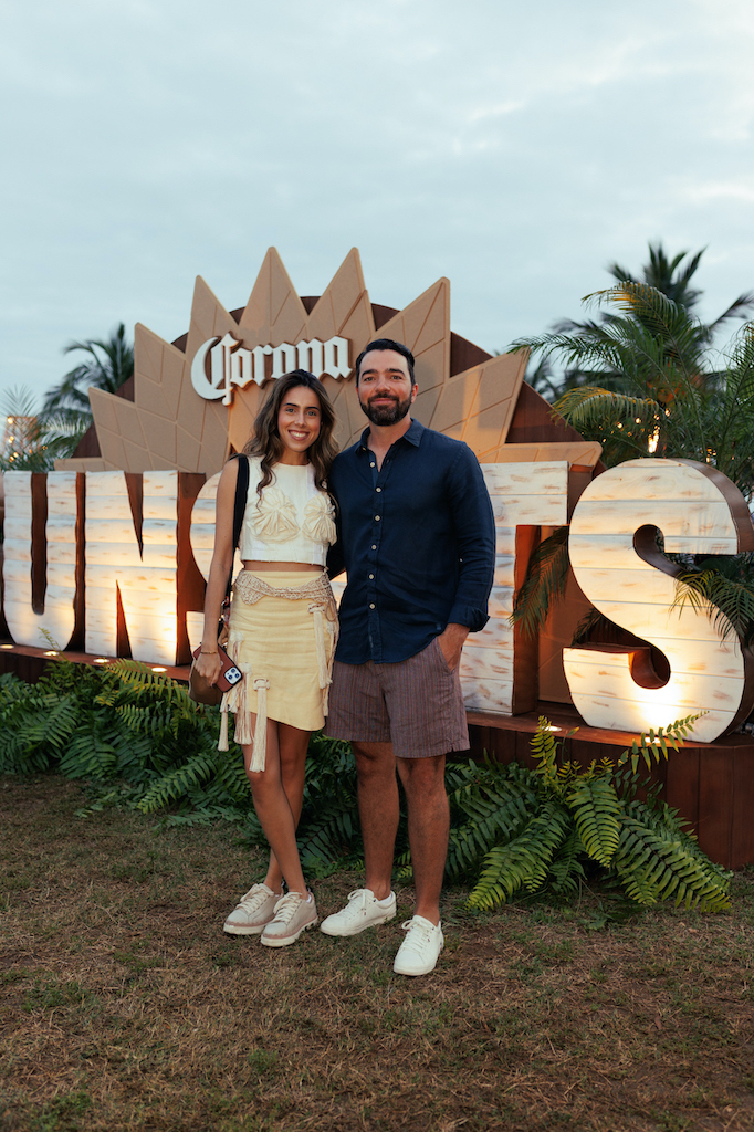 33 Sara Lopez y Claudio Suarez