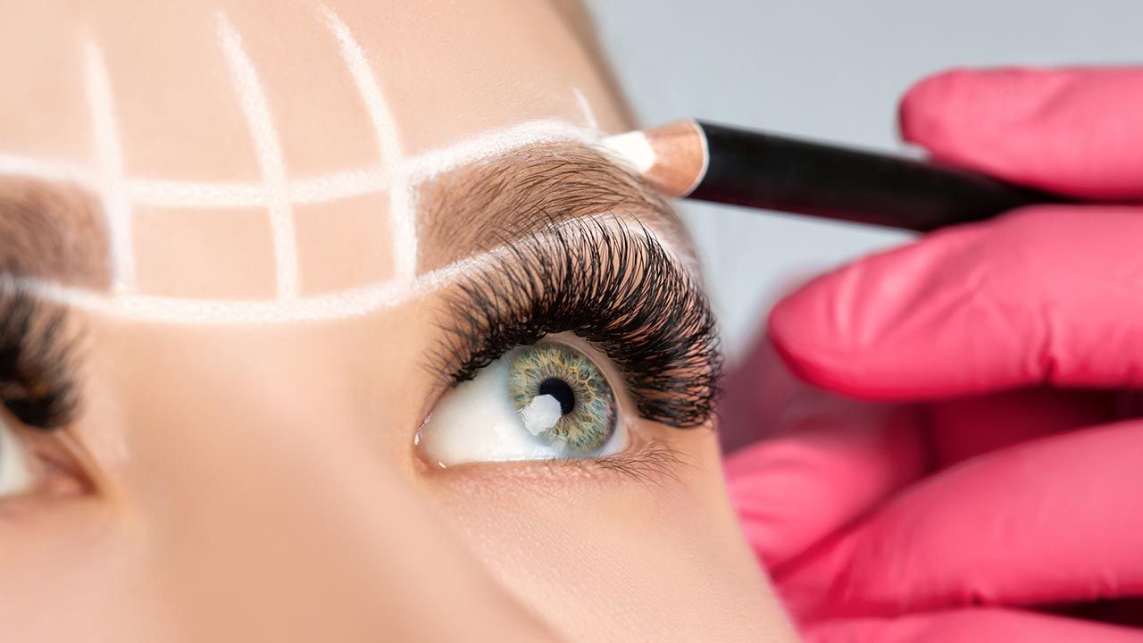 Laminado de cejas