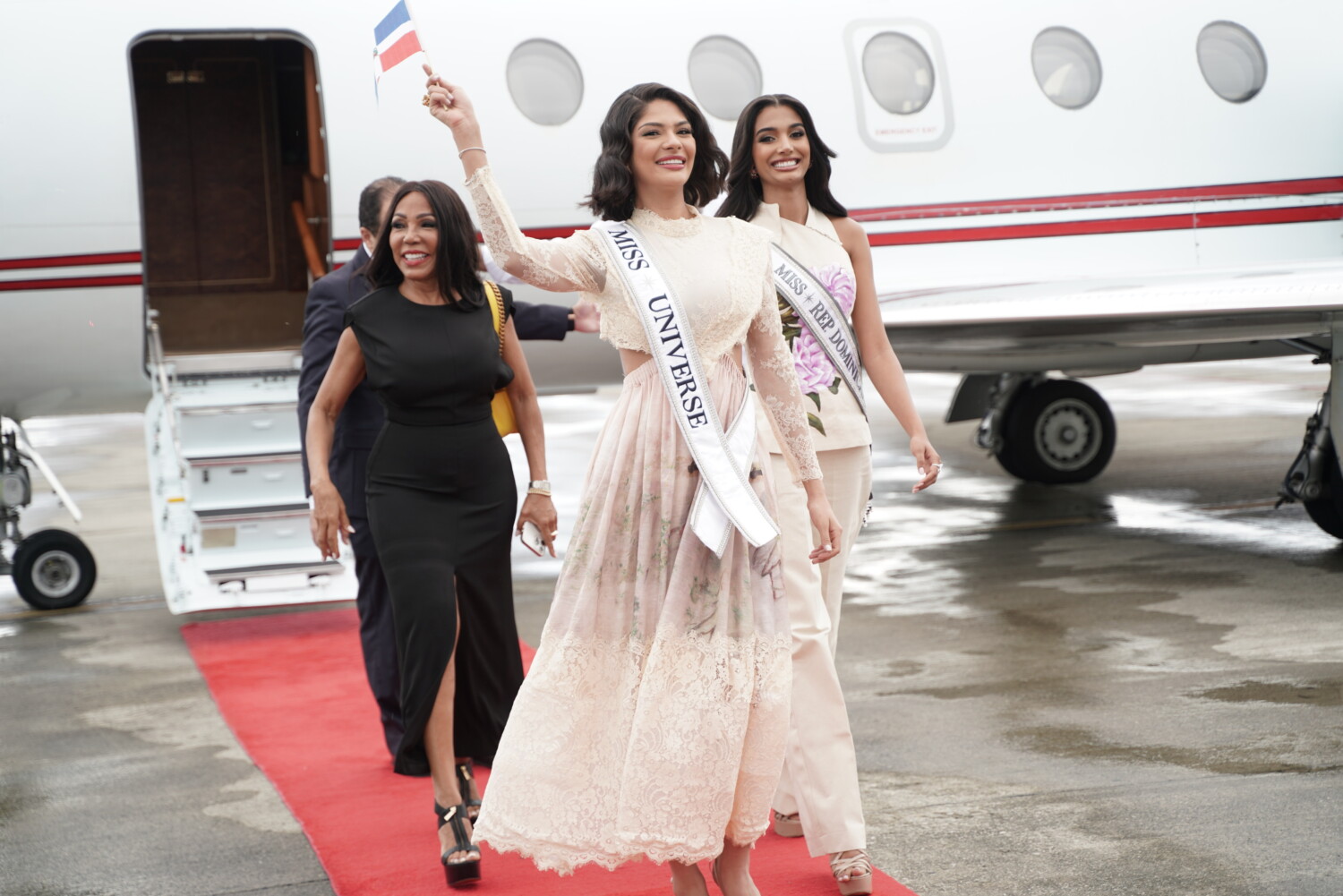 Miss Universo 2023 Sheynnis Palacios llega a suelo dominicano 3 DSC07787