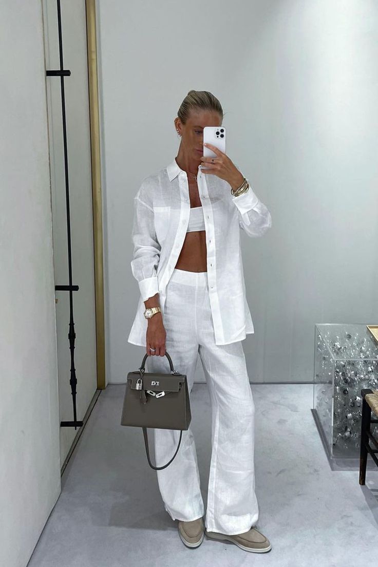 Clean Look: La tendencia minimalista que arrasa en 2024 1 7e92721edcea13c3649a3ce7d8645340