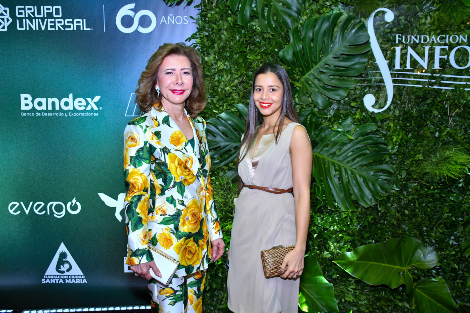 “EDÉN” un tributo al medioambiente 5 2788 Melba Segura de Grullon y Yazmin