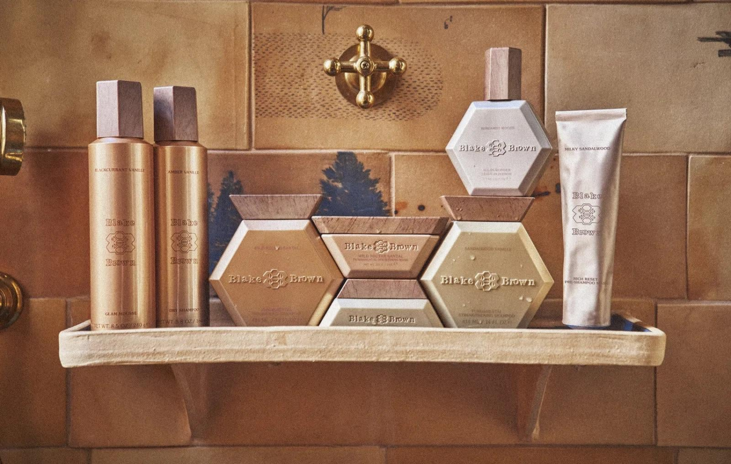 Blake Lively y su secreto capilar con Blake Brown 2 blake brown beauty campaign lifestyle products EMBED 2024