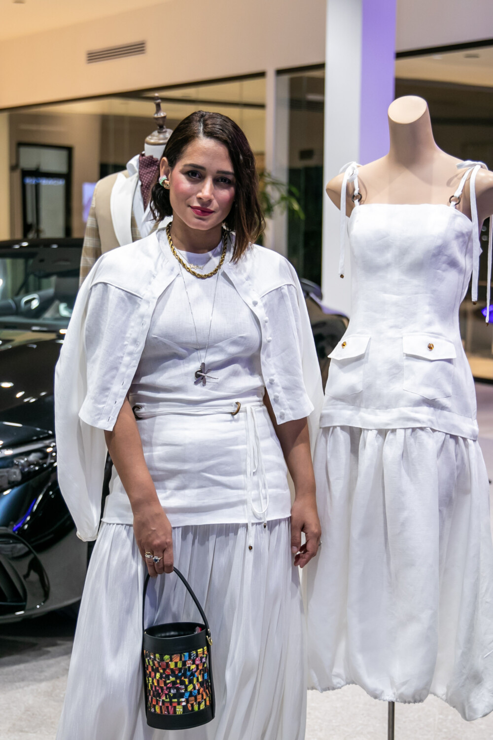 6650 Dafne Polanco junto a diseno de Jenny Polanco