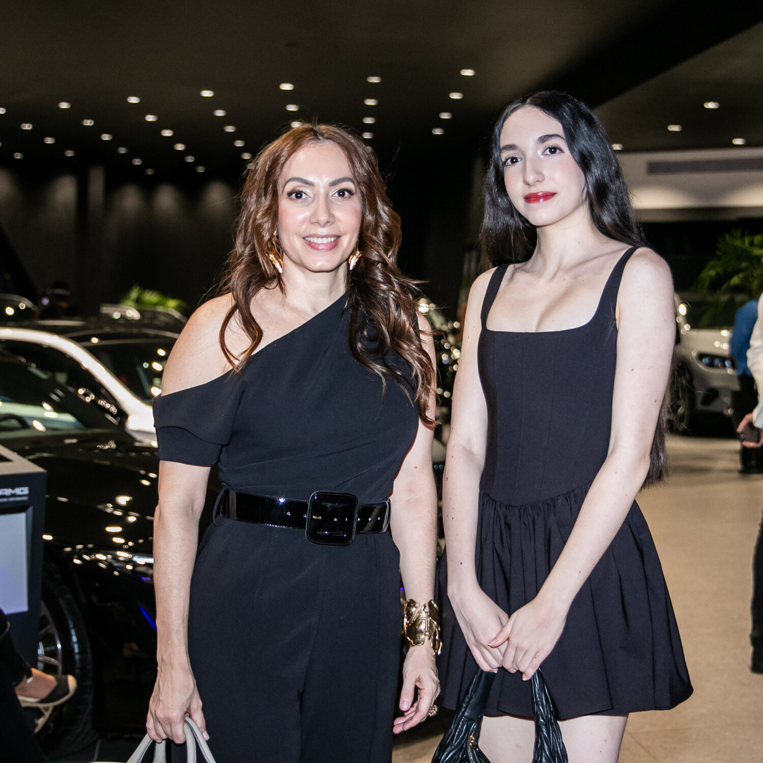 6759 Miralba Ruiz y Mara Palacios